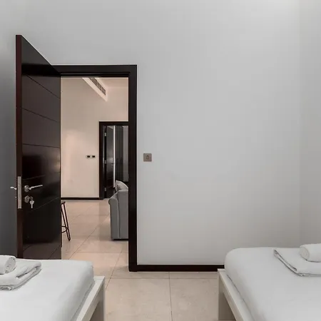 Tiara Residences, Palm Jumeirah Dubai - Mint Stay Exterior photo