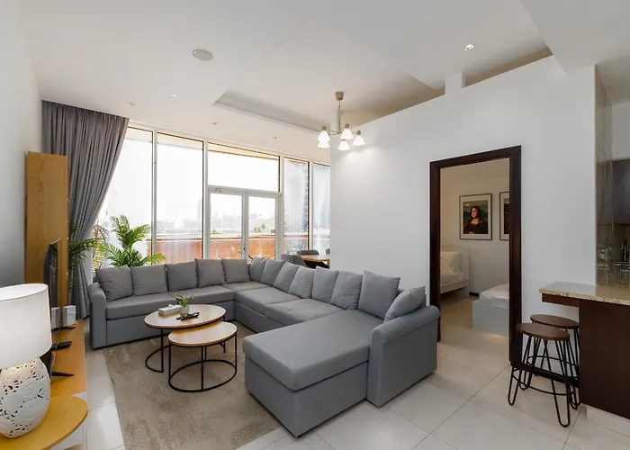 Tiara Residences, Palm Jumeirah Dubai - Mint Stay