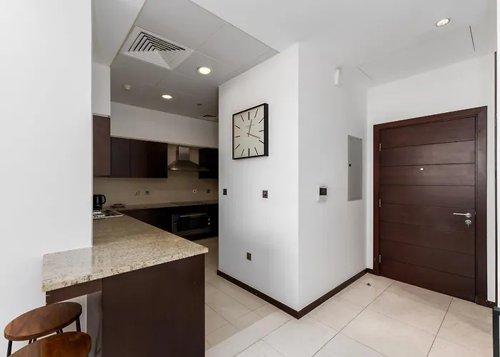 Tiara Residences, Palm Jumeirah Dubai - Mint Stay